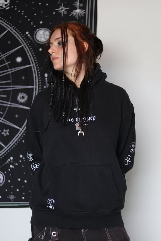 MAD SKULL (black hoodie)