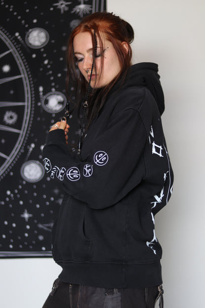 MAD SKULL (black hoodie)