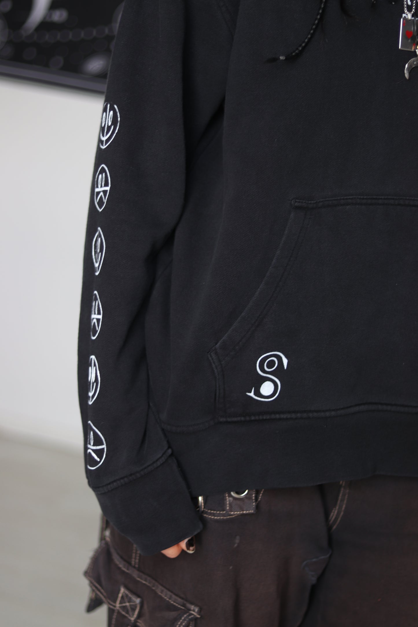 MAD SKULL (black hoodie)