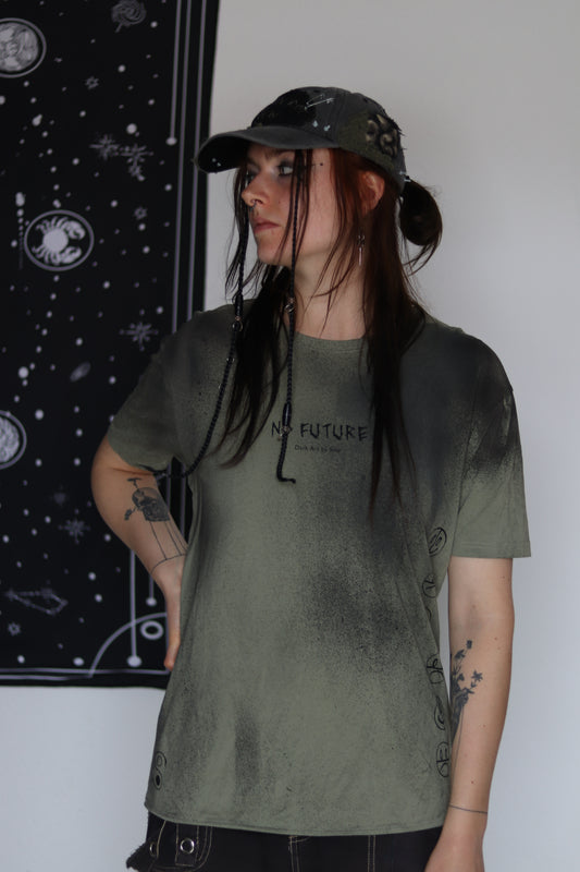MAD SKULL (dirty green)