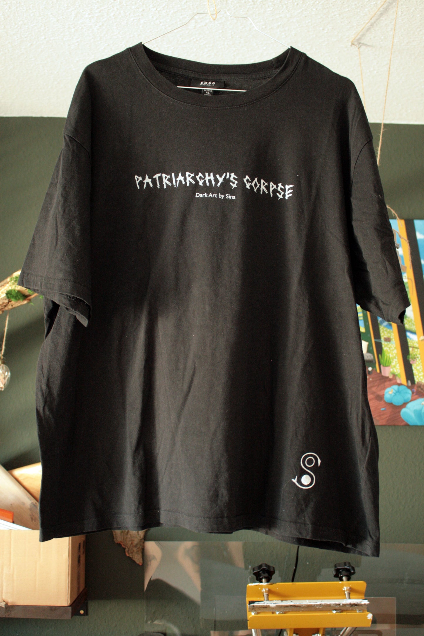 FEMINIST PUNK COLLECTIVE (black)